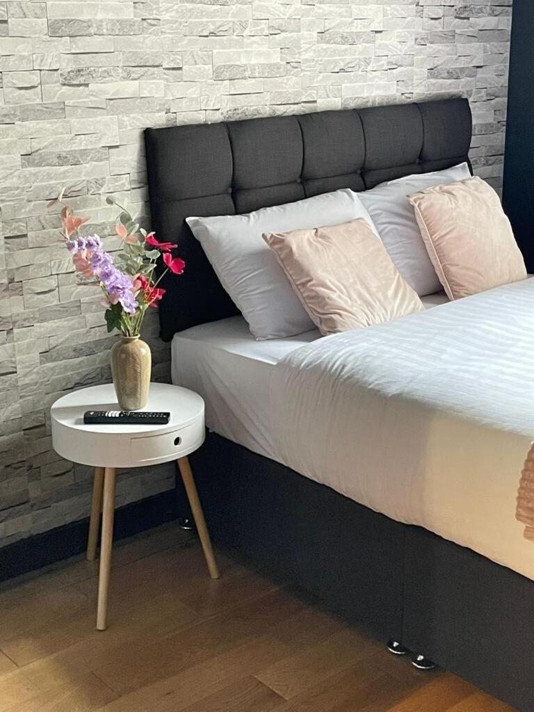 Portobello Road Artistic Studios 'Budget' London Ngoại thất bức ảnh